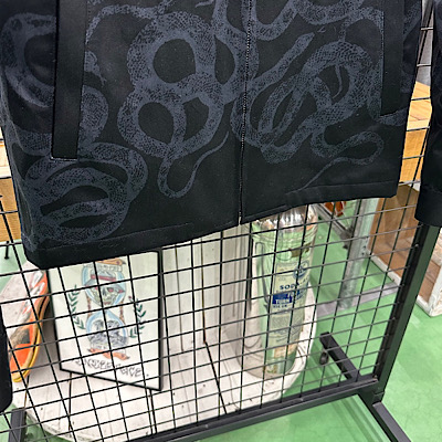 ySNAKE PATTERN WEST POINT SWING TOPz25SS001*121摜7