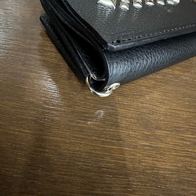ySTUDS LEATHER MULTI WALLETz25SS002LE*121摜4